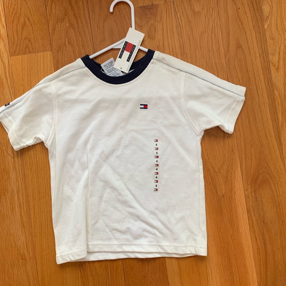 NEW BOYS TOMMY HILFIGER SHIRT WITH TAGS SIZE 4